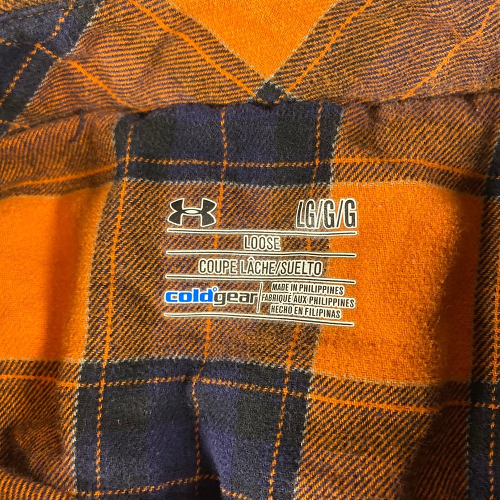 Under Armour ColdGear Mens Plaid Flannel Shirt Orange Navy Blue Loose Fit Large - Picture 2 of 6